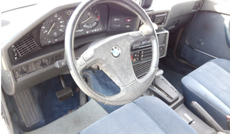 BMW 528 full